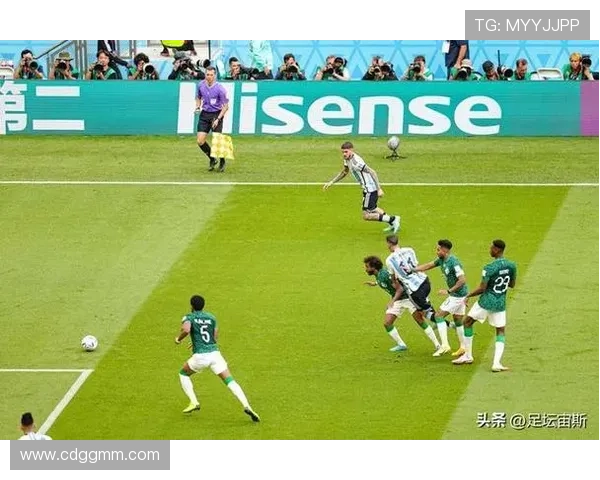 杭州篮球队在世界杯积分榜上以97分高居榜首展现强大实力